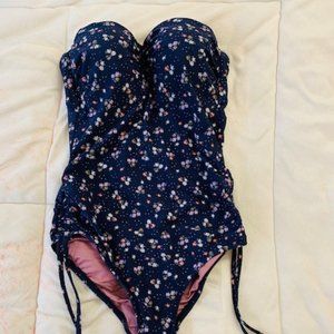 Seafolly one piece floral swimsuit only wore once!